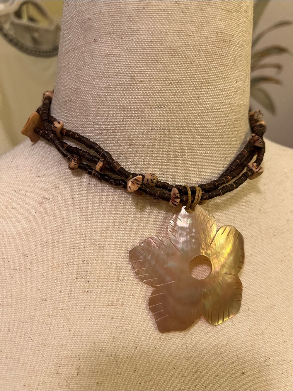Mother of Pearl Flower Pendant Necklace Handcrafted with Coconut Beads - Vintage